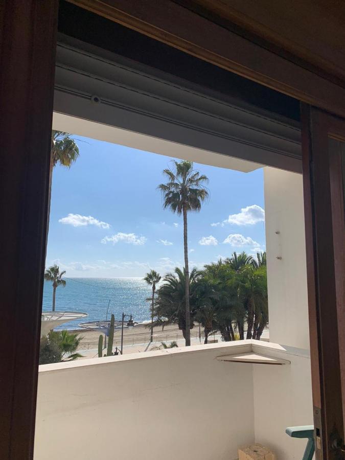 إِستيبونا Beachfront Primera Linea De Playa En Casco Antiguo المظهر الخارجي الصورة